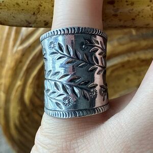 Sterling Silver Floral Inlay Ring Size 5.5